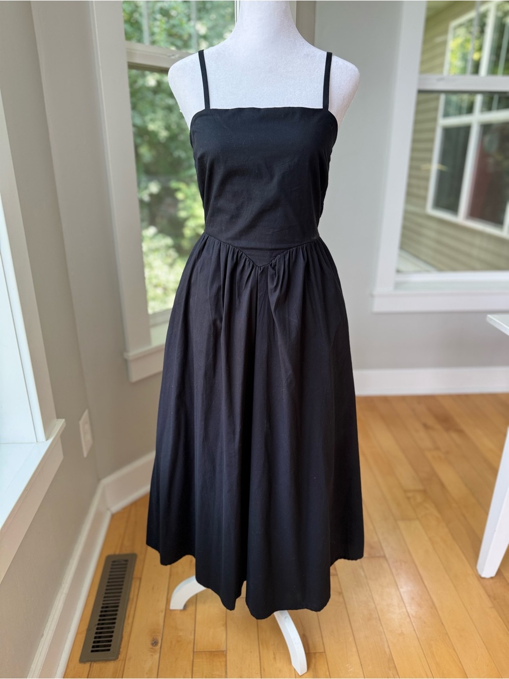 Japna Black Spaghetti-Strap Basque Waist Midi Dress Size Small